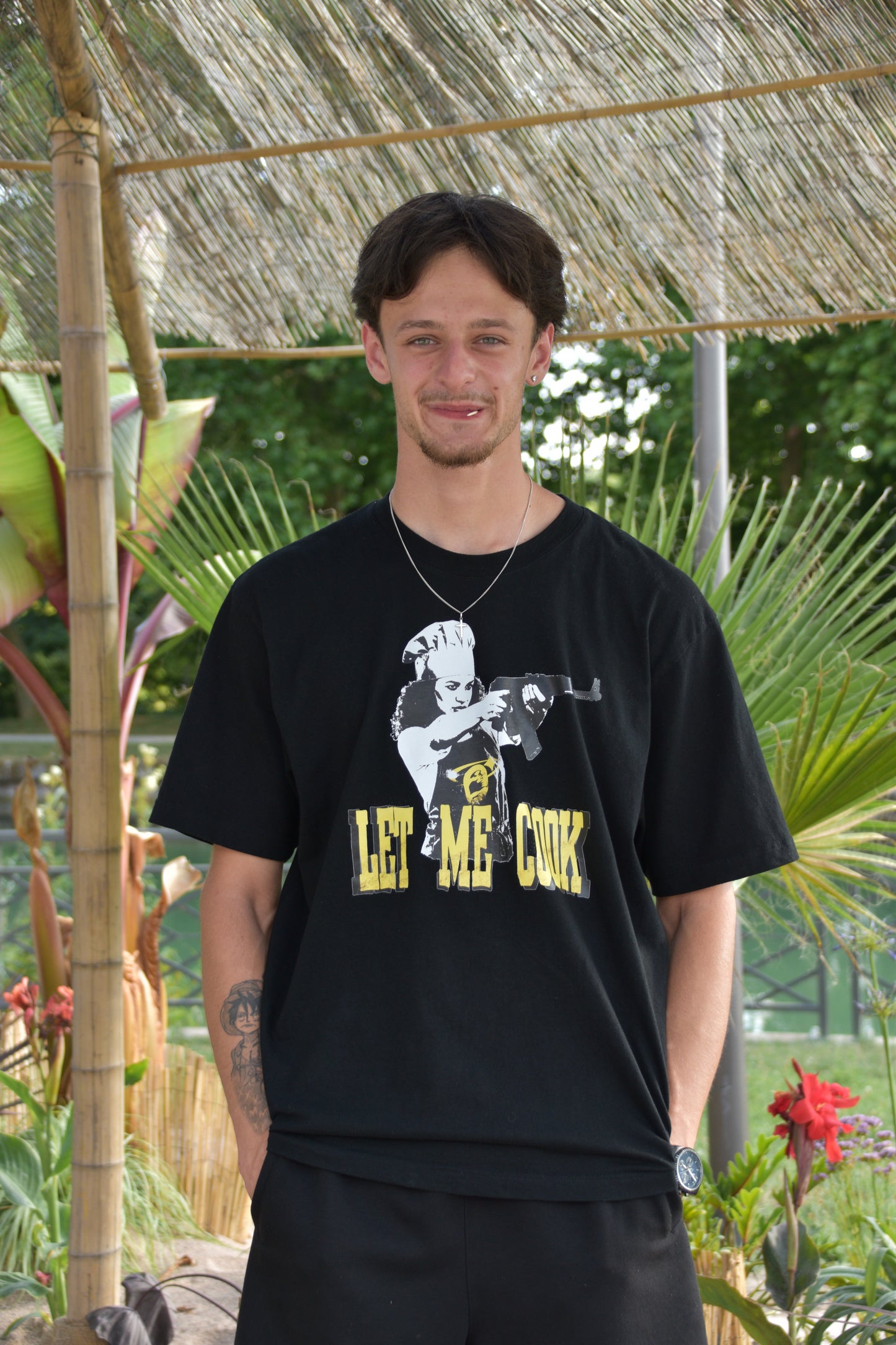 T-Shirts Let me cook