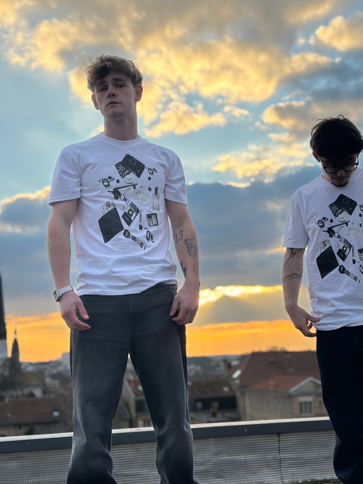 T-Shirt Empty your bag blanc