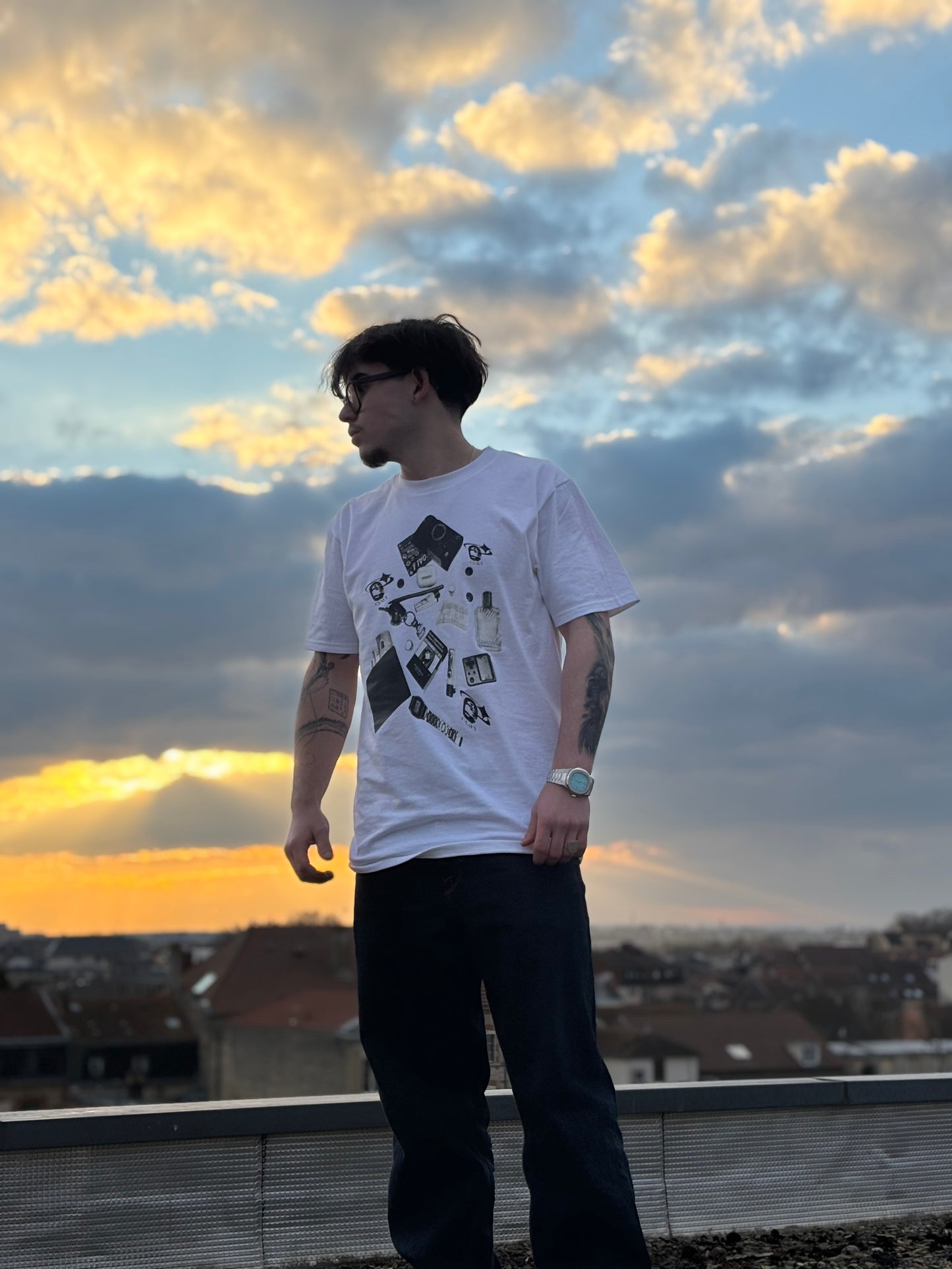 T-Shirt Empty your bag blanc